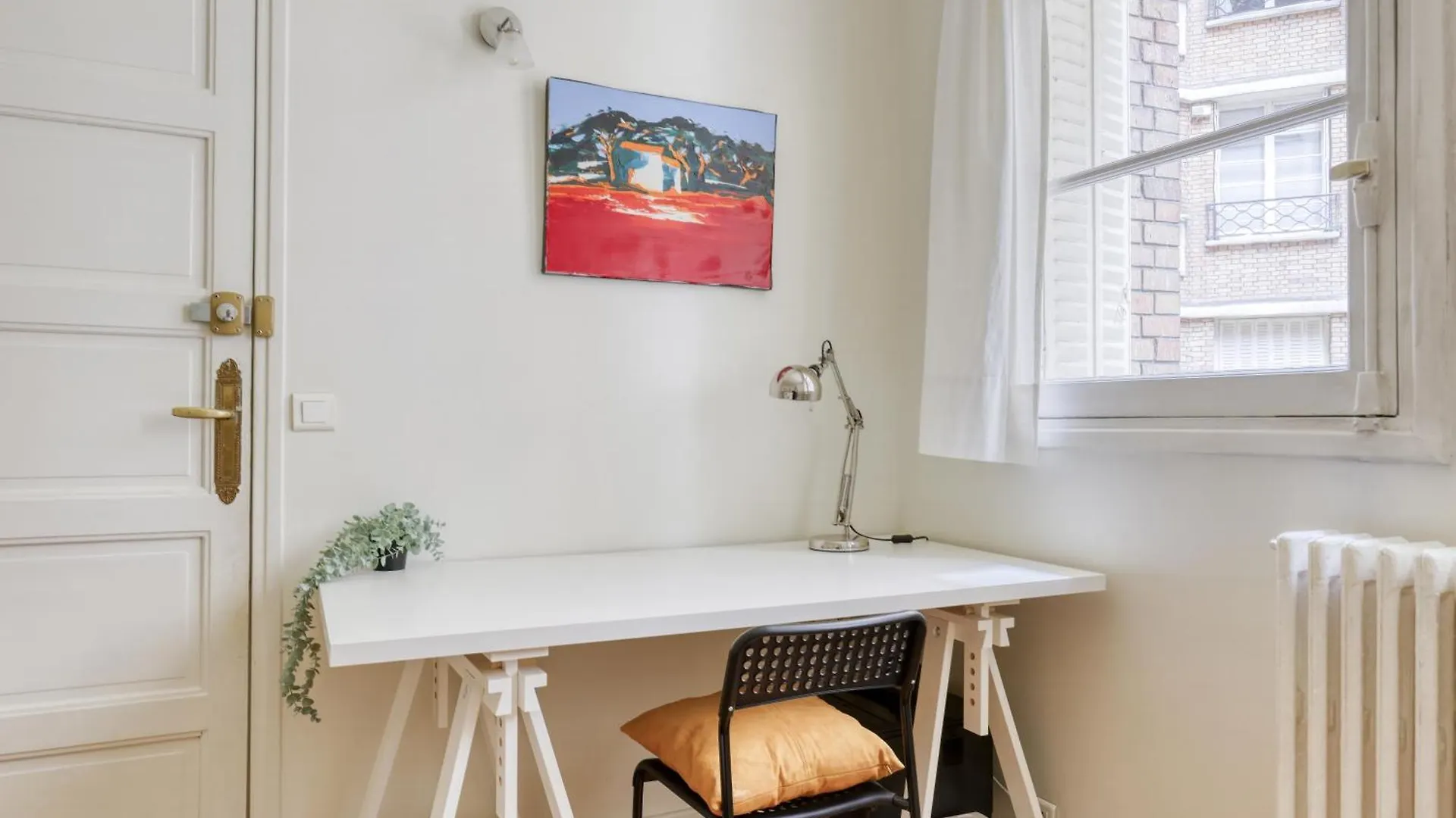 Appartement Elegant 3 Brd Flat - Heart Of 16th Parijs